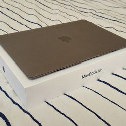 MacBook Air M1, 13.3inch, 500GB SSD