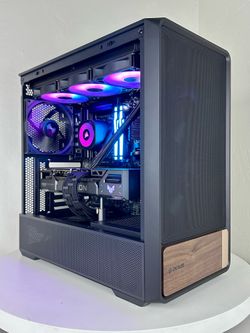 AMD RX 9070 XT, Ryzen 7 7800X3D, 32GB RAM, 2TB SSD, RGB Gaming PC