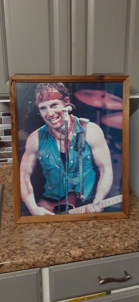 2 BRUCE SPRINGSTEEN PICTURES 17X22 AND 19X23