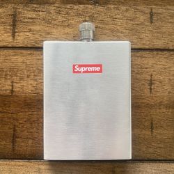 Supreme Flask 