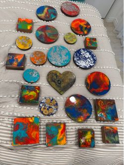 18 Piece Wood Resin Wall Art