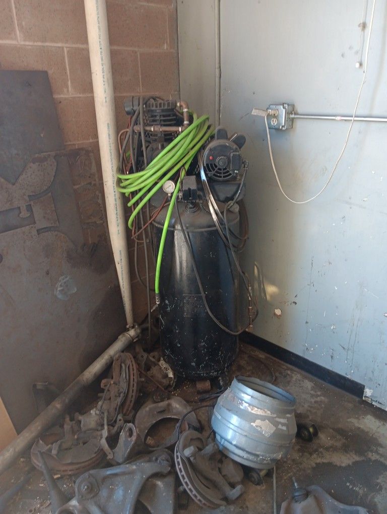 Air Compressor 