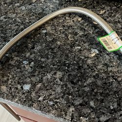 Faucet supply line 20 inch stainless steel  Watts