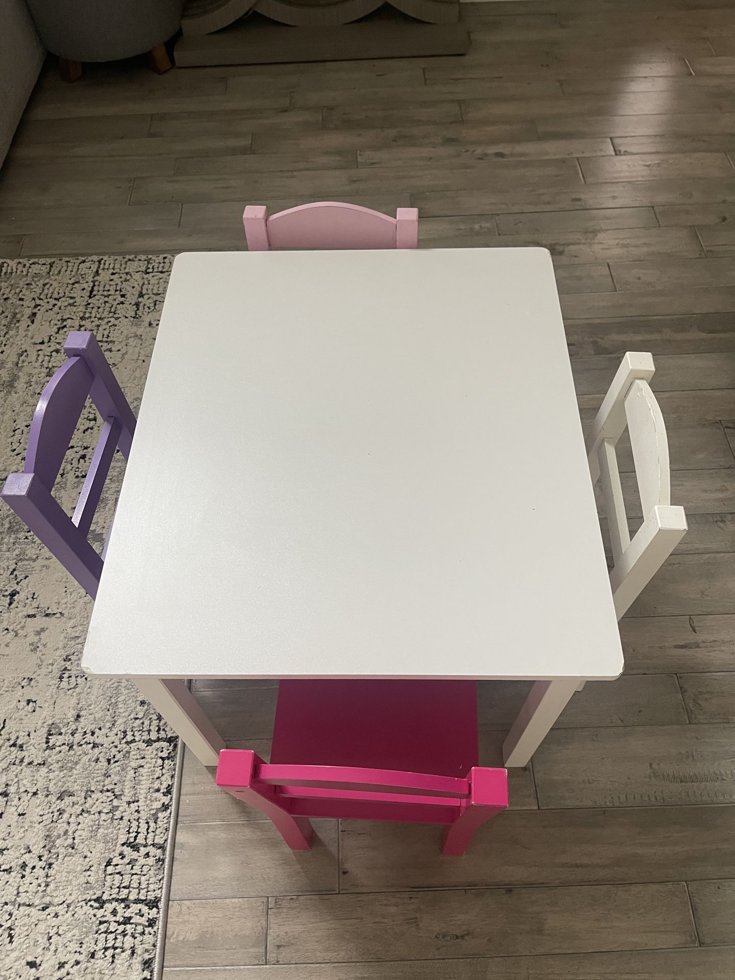 Small Table With Four Chairs 