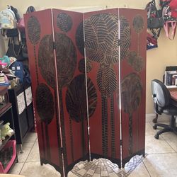 Antique Divider, 6 Ft, Red Gold & Black