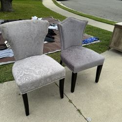 Accent Chairs