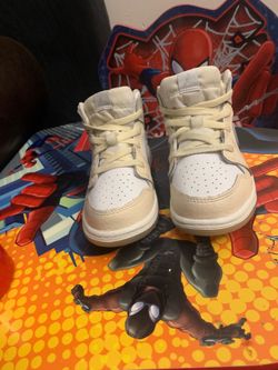 Kids Jordan 1s 10c