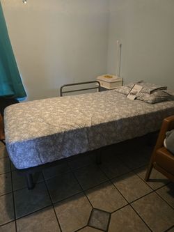 Adjustable bed