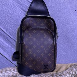 LV Louis Vuitton Cross Body Bag 