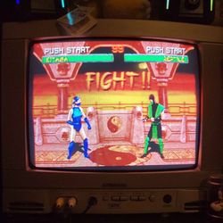 13" Oldschool Color TV 📺 With Video Games and more