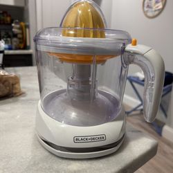 Black+Decker Citrus Juicer