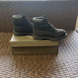 Timberland  6-inch Premium   Size 3