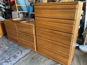 Dresser set