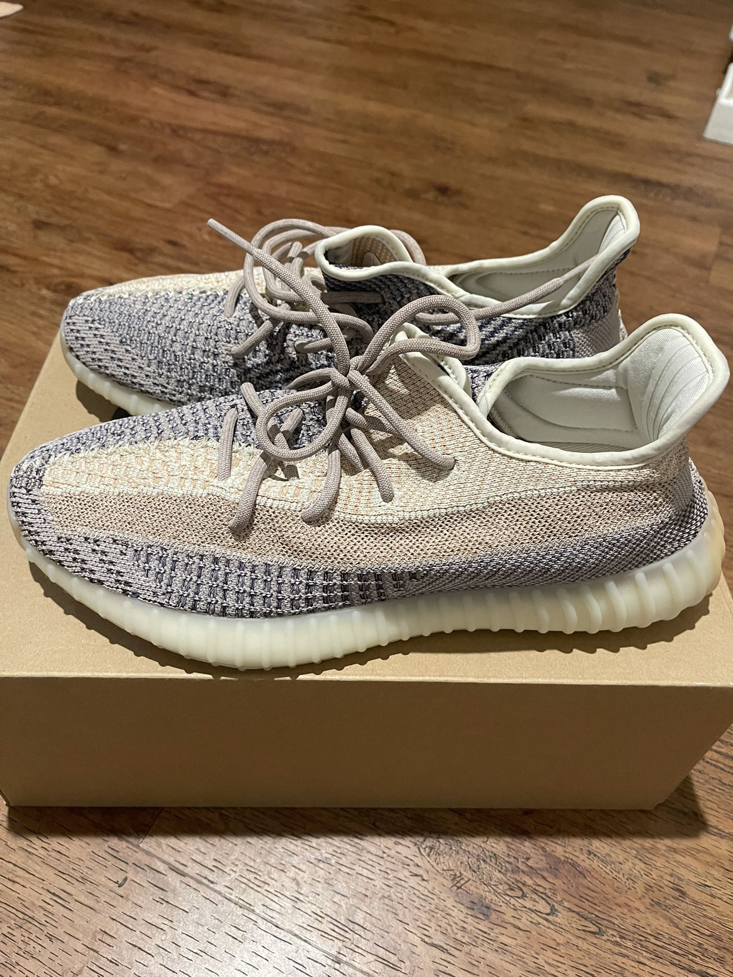 Yeezy Boost 350 V2 Ash Pearl