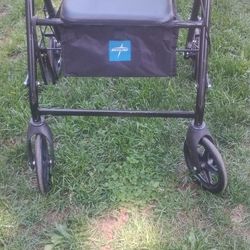 Medline Aluminum Rollator Walker With Seattle Locking Wheels