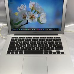 i5..i5…MACBOOK AIR 13 Inches SLIM ..( MONTERREY SOFTWARE ) 256.0  SSD. ( Capacity )  8.0 GB RAM . READY FOR CLASSES  Looks Like Brand New  