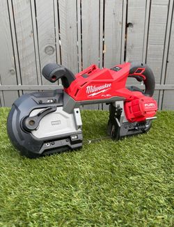 Milwaukee M18 FUEL 18V Lith-Ion Brushless Cordless Deep Cut Band Saw