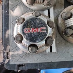 GMC Center Caps 6 Bolts