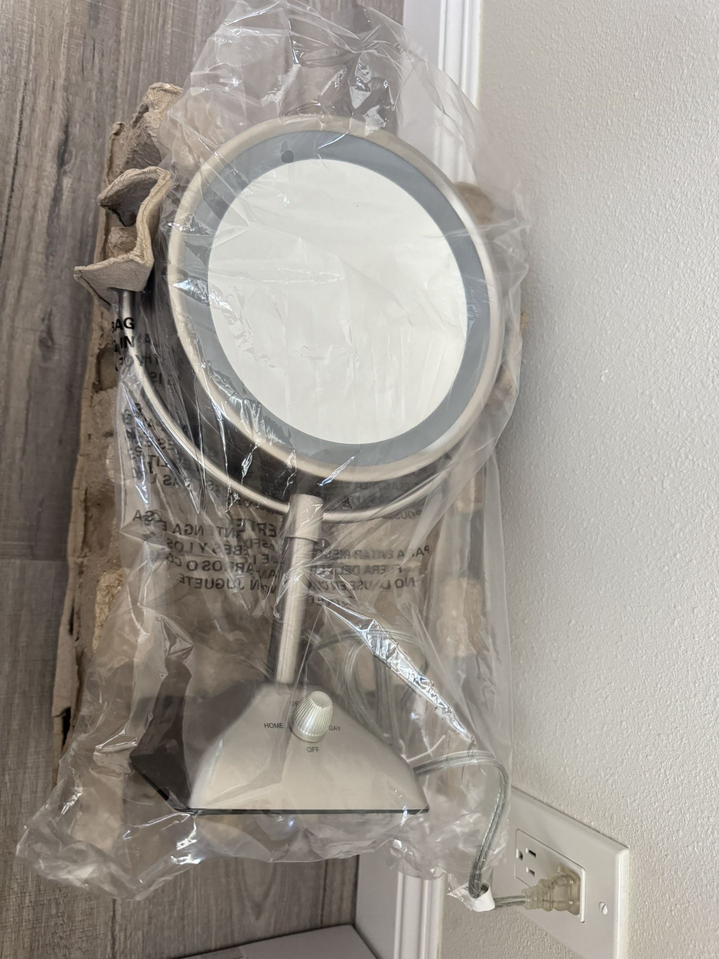 New Conair LED Makeup Mirror