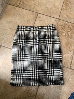 Liz Claiborne Skirt size 6