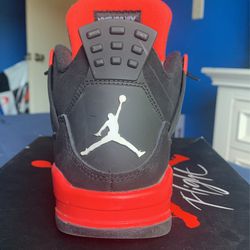 Air Jordan 4 'Red Thunder' for Sale in Upland, CA - OfferUp