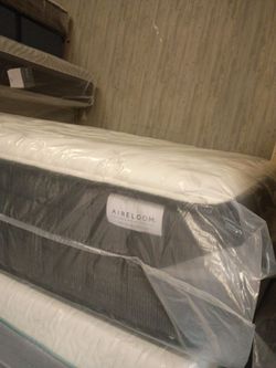 💤💤💤 $599 size California king now available 💤💤💤