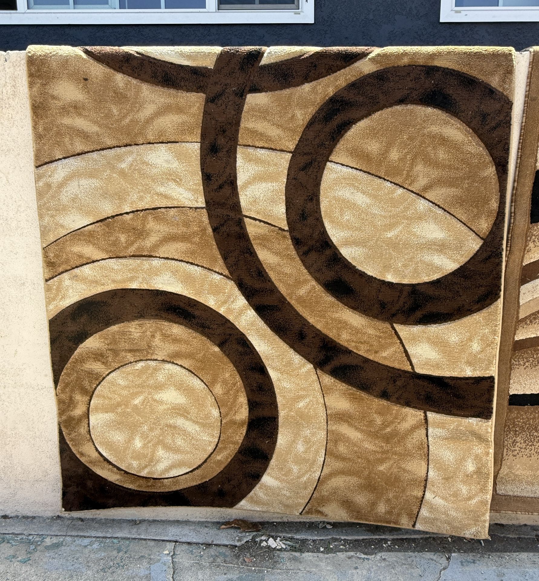 Large Area Rug (New)