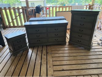 Dresser set 3 pieces