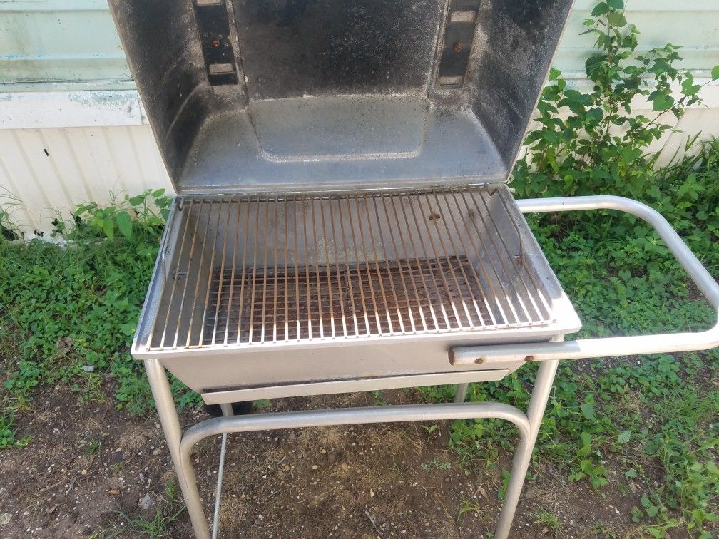 Asador De aluminiu bueno