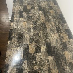 Like New Kitchen Set Great Quality 