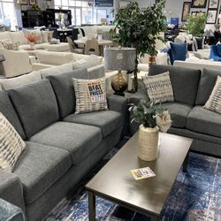 Gray Sofa Loveseat! $899 🩶📦⭐️