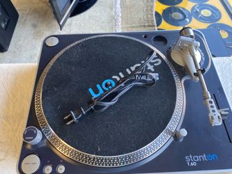 Stanton turntable