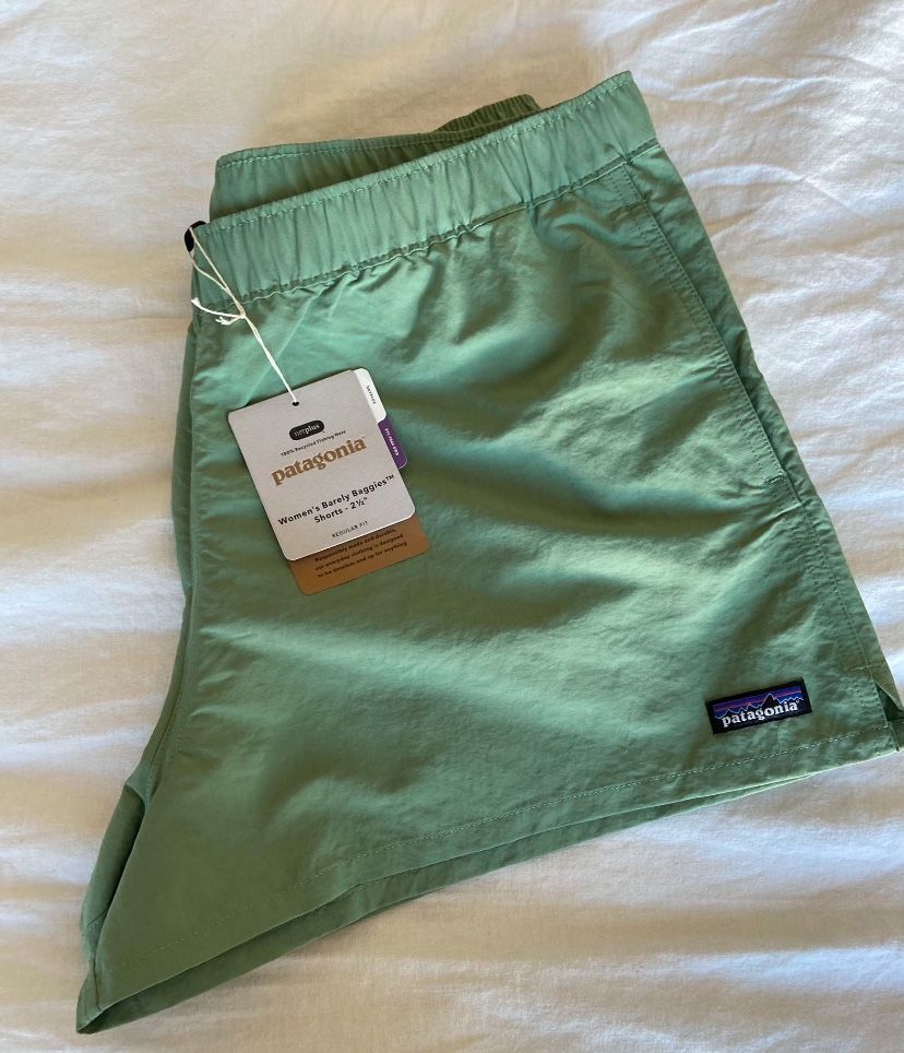 NWT Women’s Patagonia Shorts Large