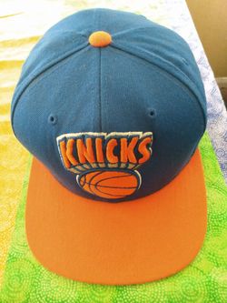 NEW YORK KNICKS HAT SNAPBACK