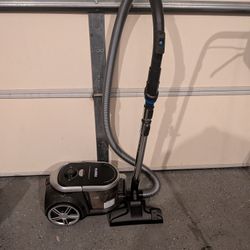 Like New Eureka Canister Vacuum 