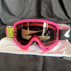 Goggles for offloading or motorcycles