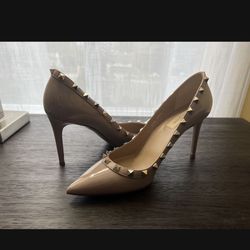 Valentino Garavani Rockstud