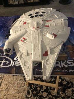 Star Wars Millenium Falcon Popcorn Bucket
