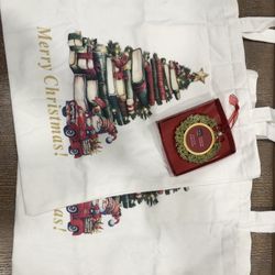 Christmas Totes & Ornament
