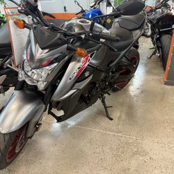 2020 Suzuki GSX-S1000