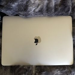 Apple MacBook Pro