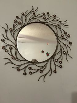 Wall mirror good condition