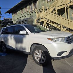 Toyota highlander 2012