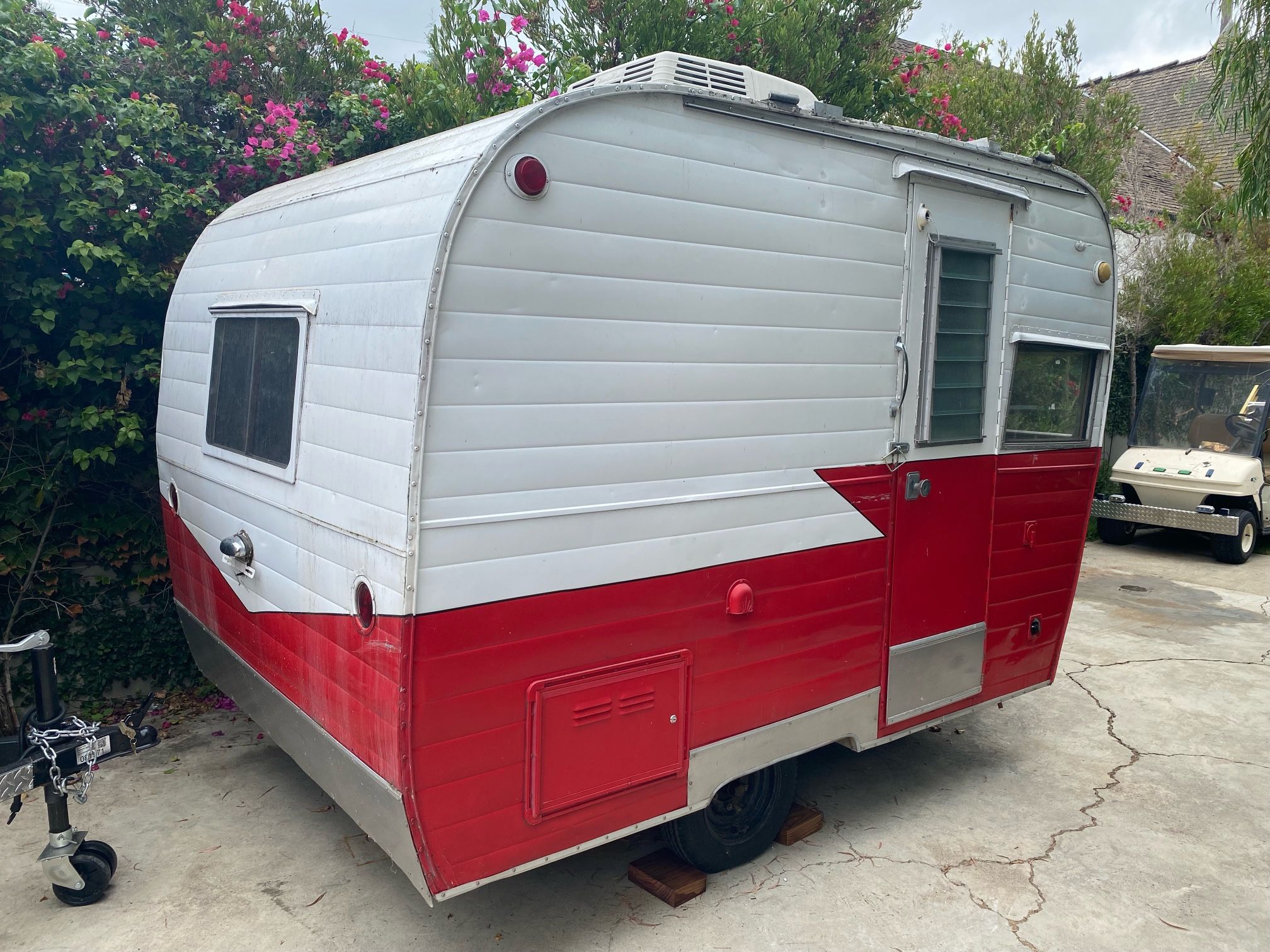 ADORABLE Vintage Canned Ham Trailer!! for Sale in Santa Ana, CA OfferUp