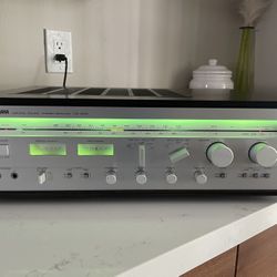 Yamaha CR-640 Stereo Receiver 