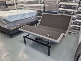 King TEMPURPEDIC ADJUSTABLE BED WITH COOL GEL MEMORY FOAM MATTRESS $1500 Free delivery!!