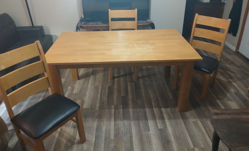 Solid Wood Table & Chairs