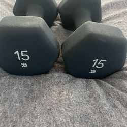 2 dumbbells 