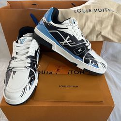 Brand New Authentic Louis Vuitton Trainer #54 Graphic Print White