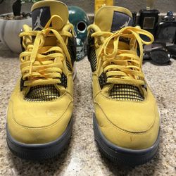 Jordan 4 Lightning Size 12